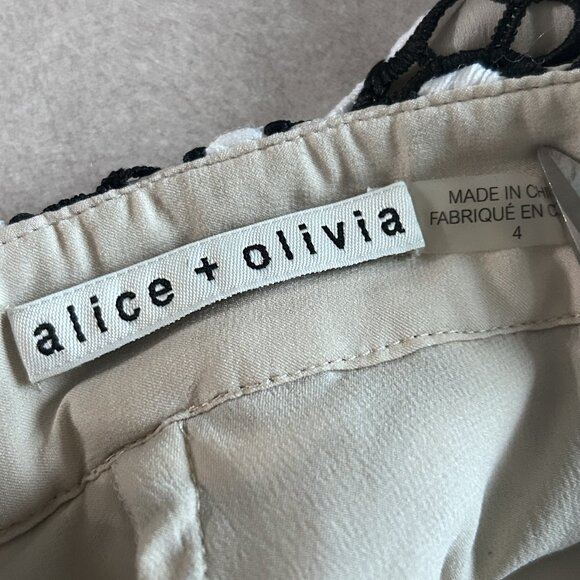 Alice + Olivia High-Waisted Lace Shorts ASO Taylor Swift - Picture 6 of 7